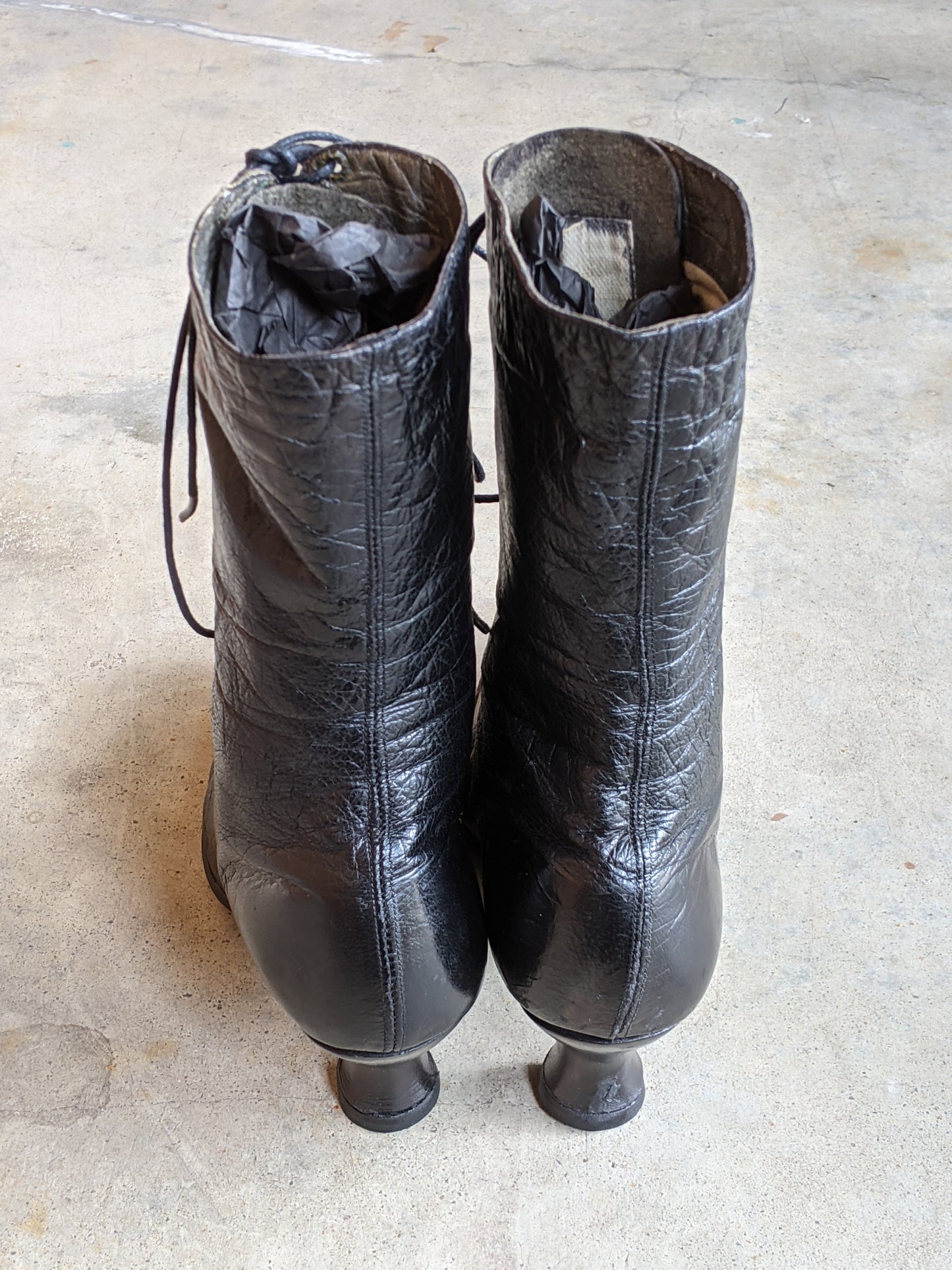 1910s-1920s Black Lace Up Boots | Approx Sz 5-6
