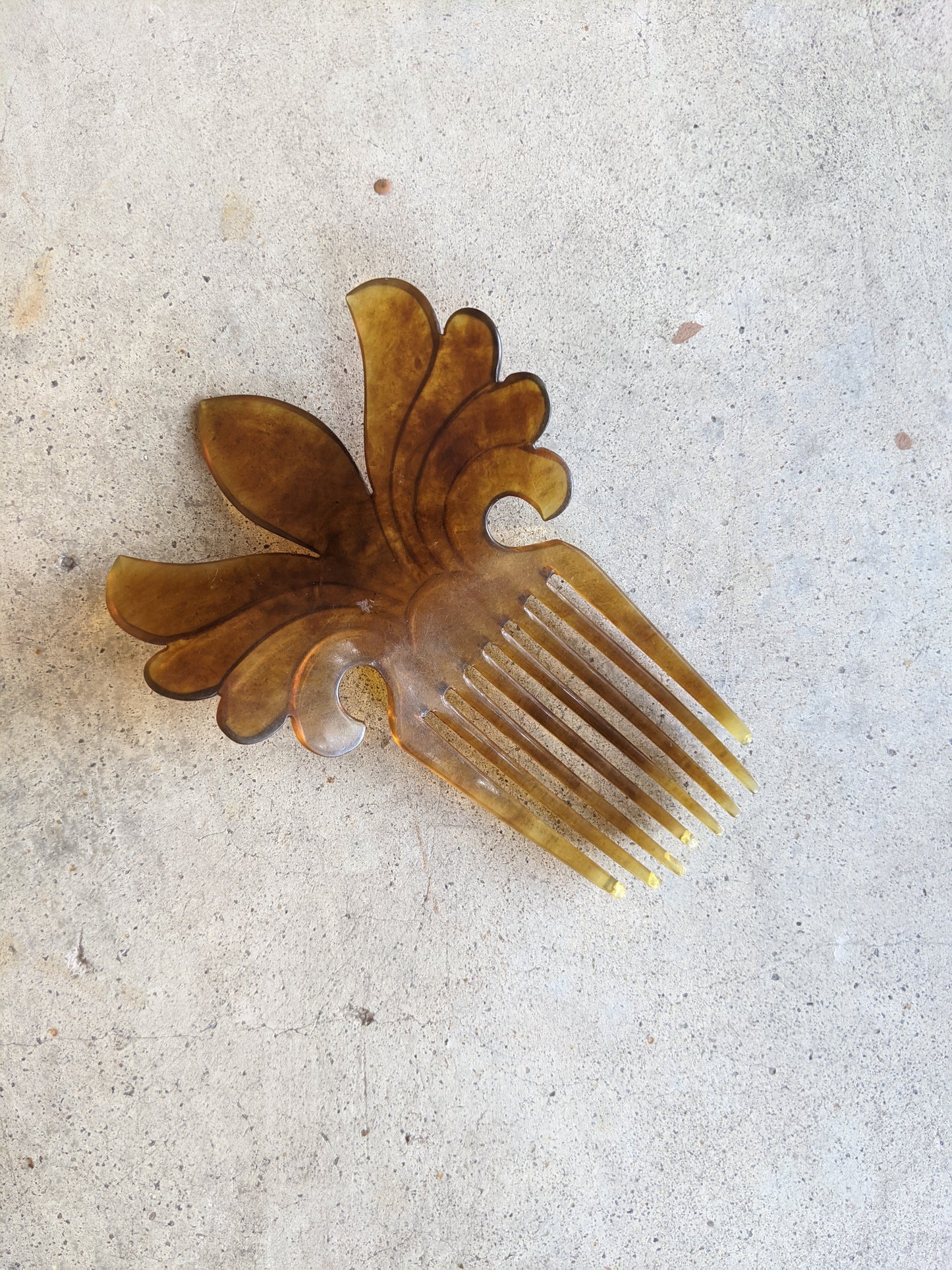 Early Vintage Faux Tortoise Shell Hair Comb