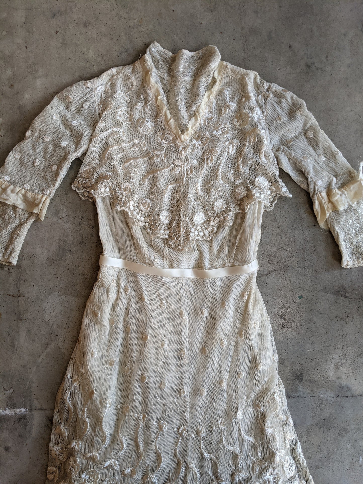 1900s Net Lace Dress