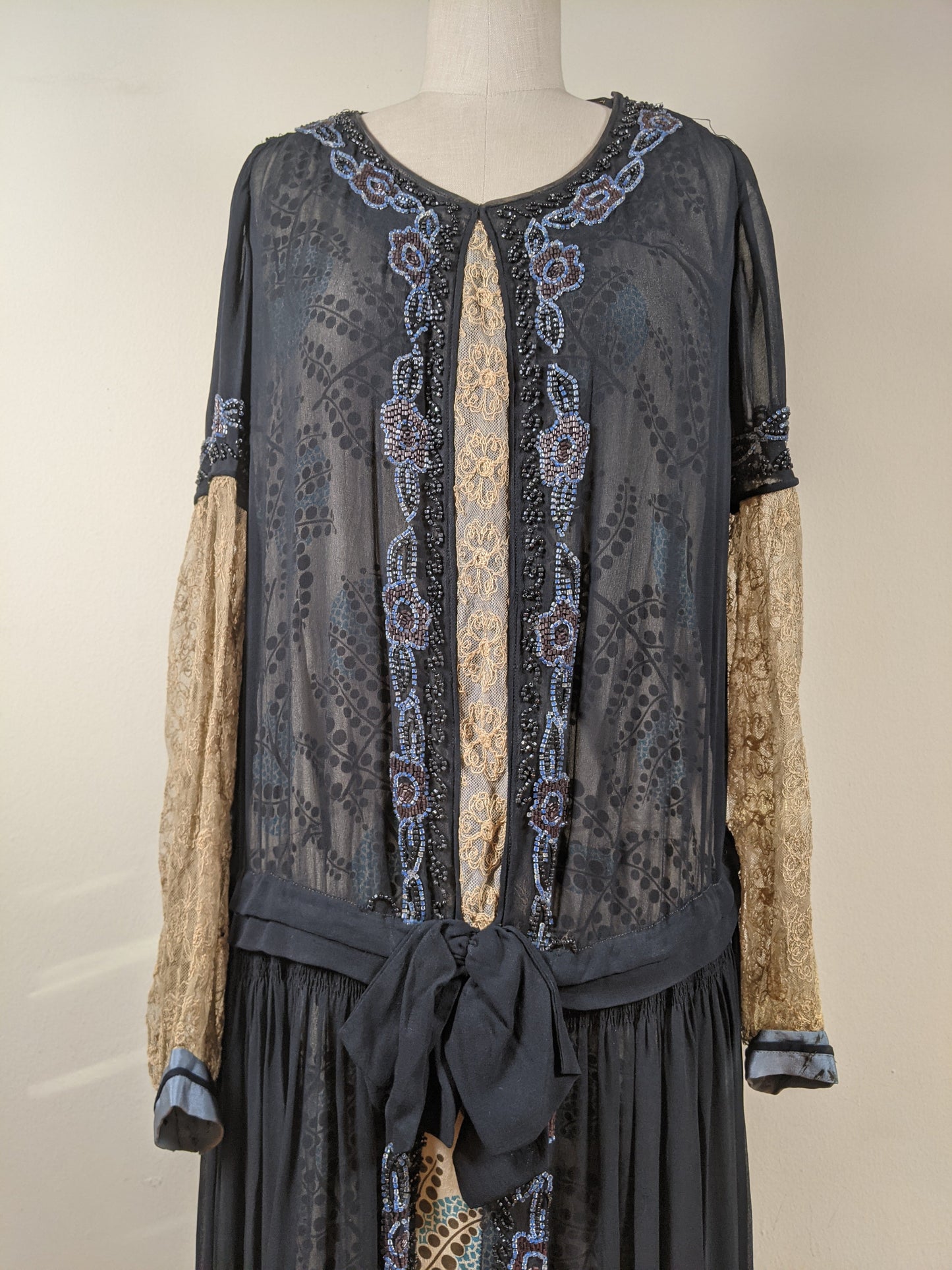 RESERVED | 1920s Beaded Dress