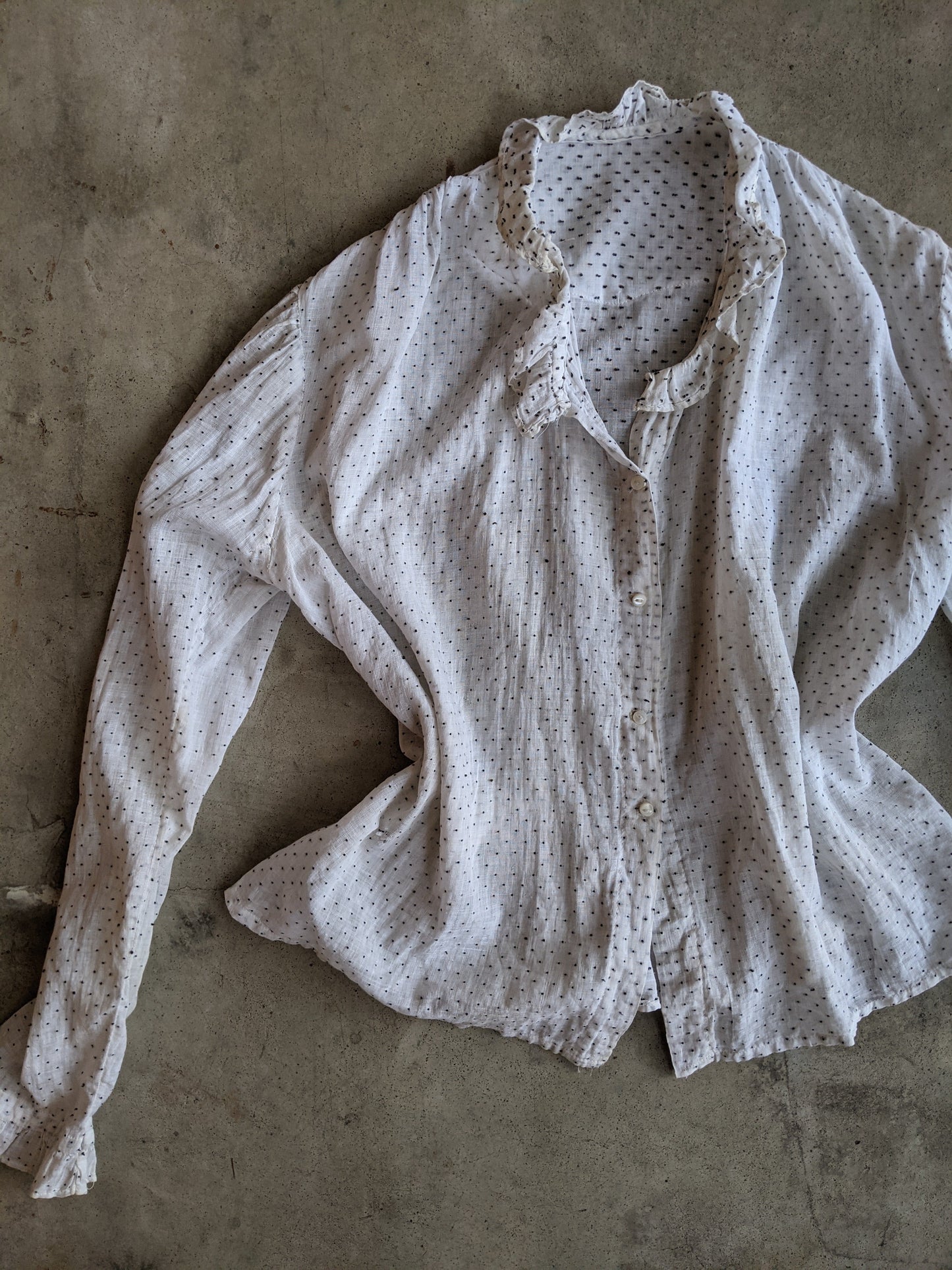 1900s-1910s Swiss Dot Shirt Waist