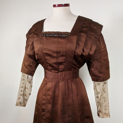 1908-1909 Red Ochre Silk Dress
