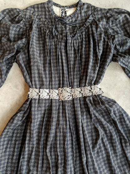 1900s EPNS Flower Belt | 26"