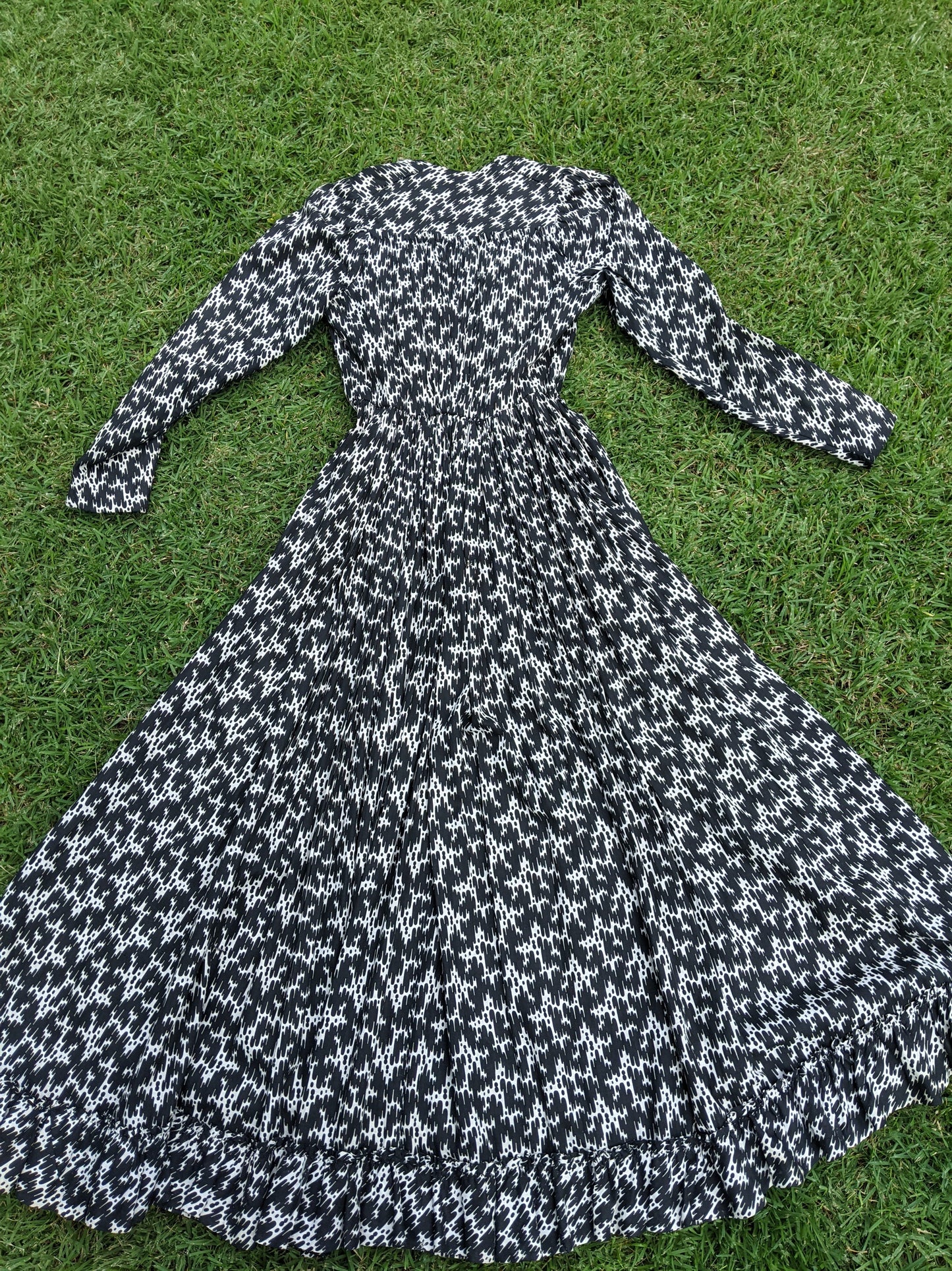 C. 1899 to Early 1900s Cotton Wrapper Dress