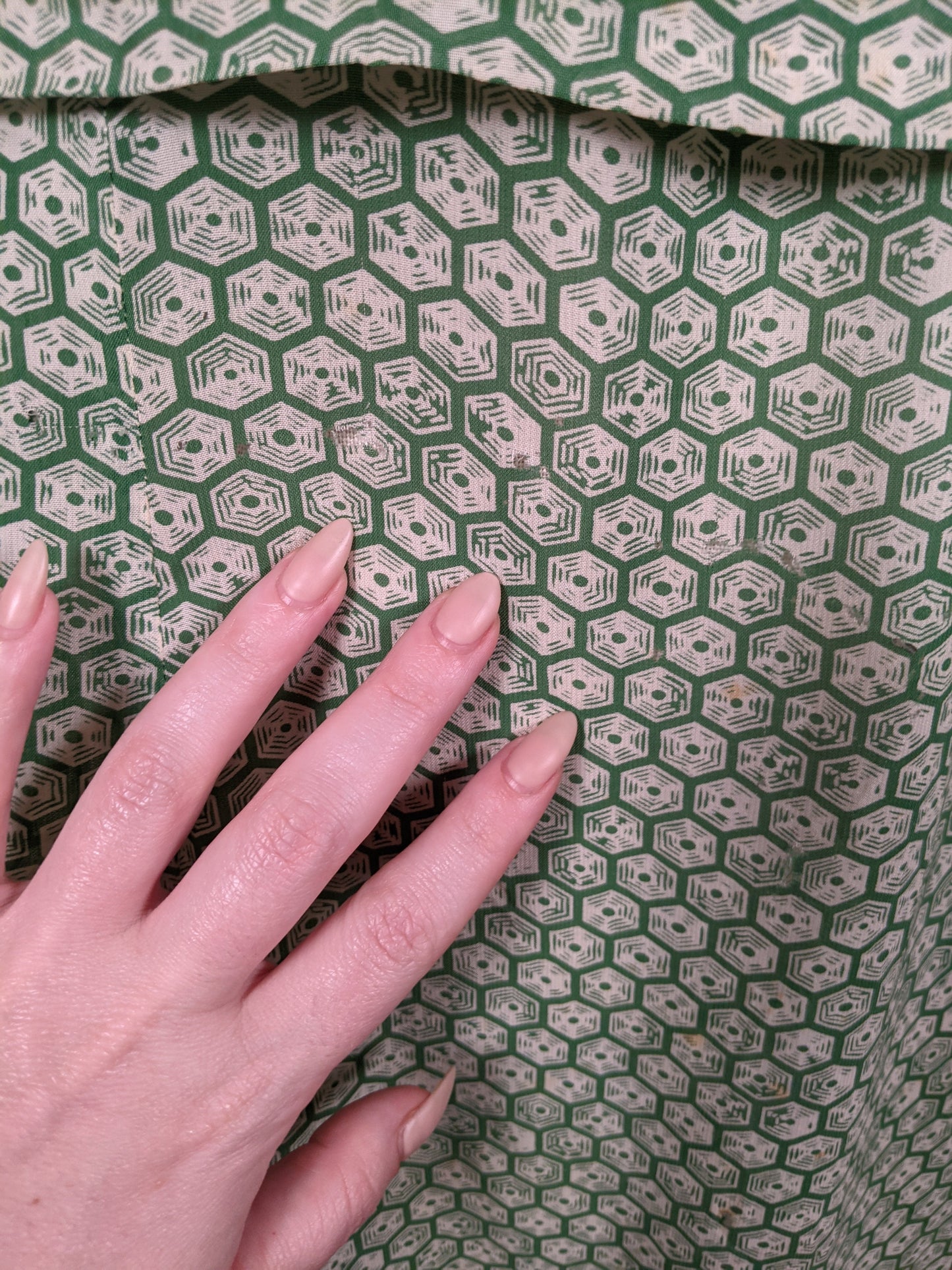 1930s Rayon Spiderweb Novelty Print Dress