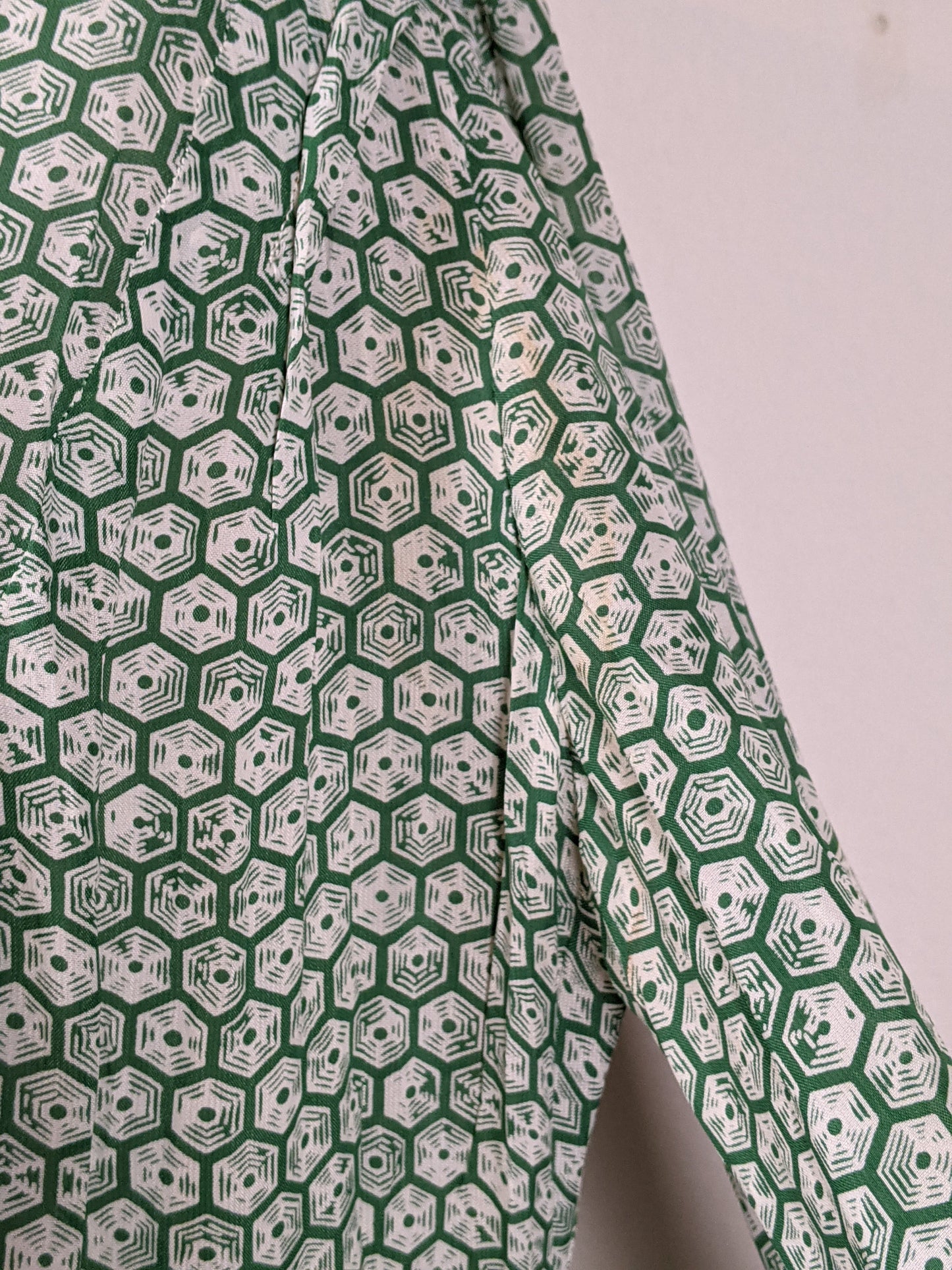 1930s Rayon Spiderweb Novelty Print Dress