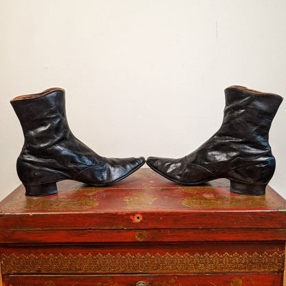 1890s Black Side Button Boots