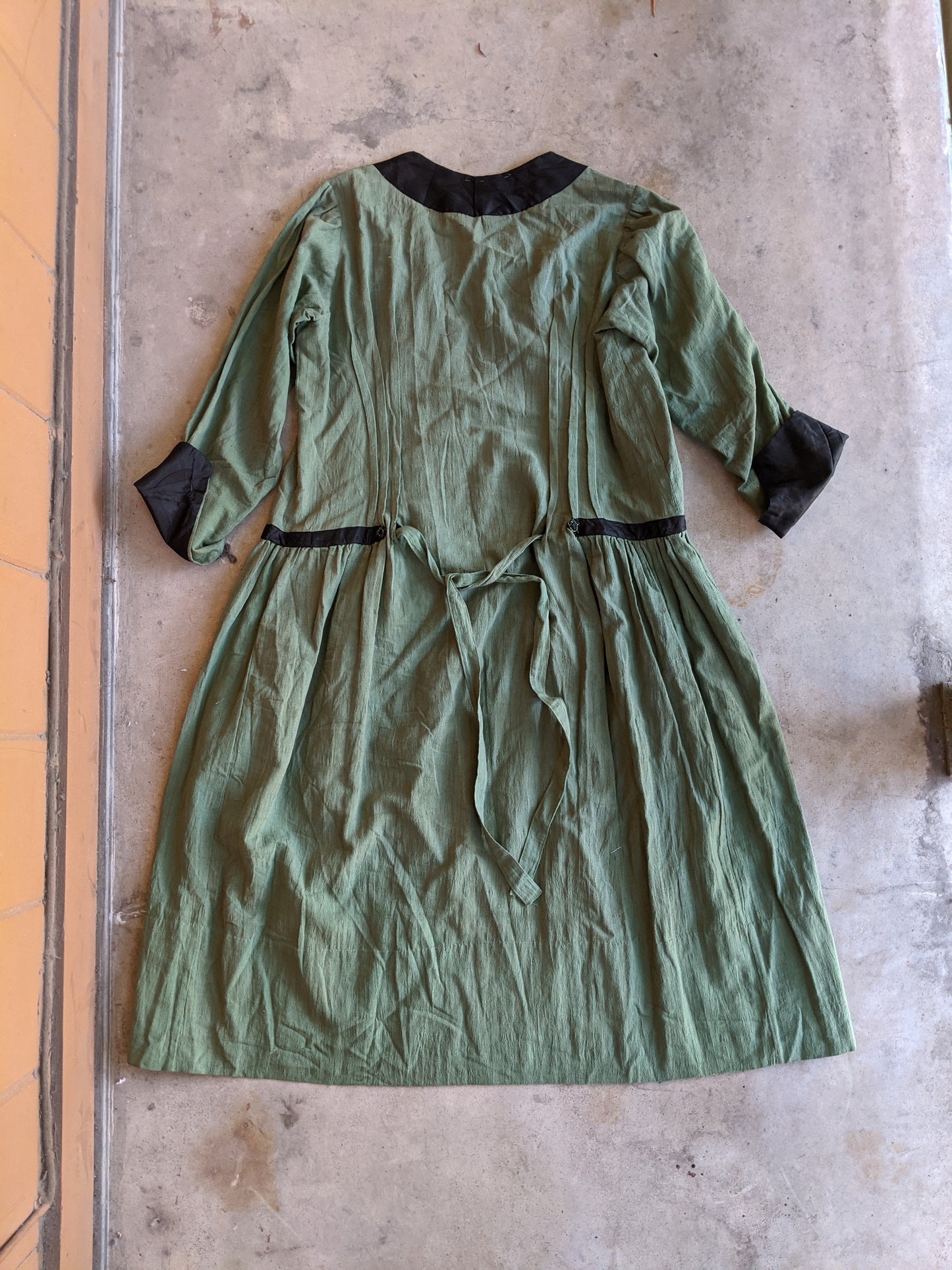 1920s Green Linen Dress