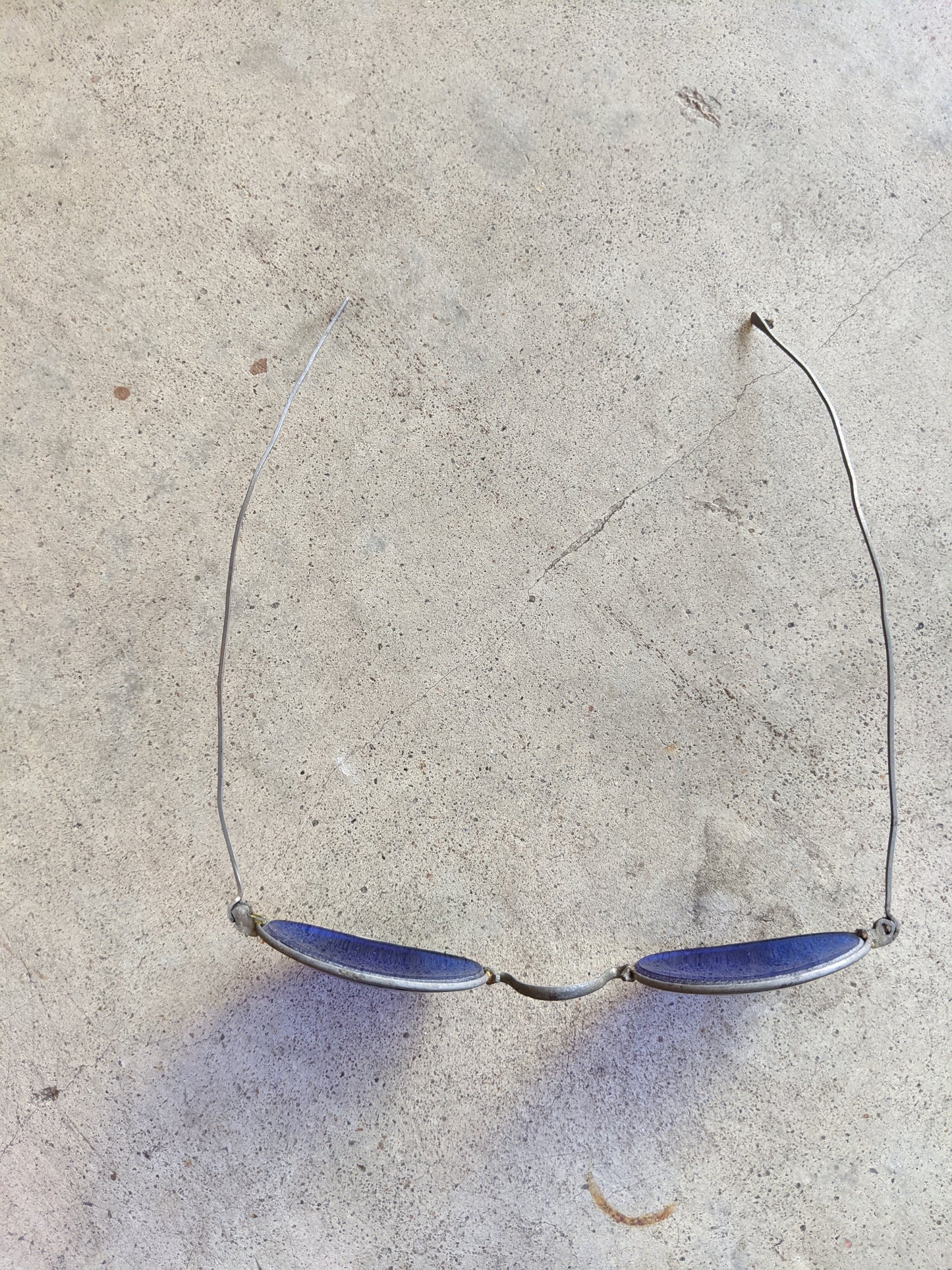 1890s-1900s Cobalt Blue Tinted Glasses