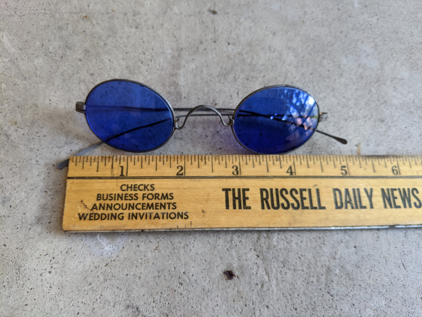 1890s-1900s Cobalt Blue Tinted Glasses