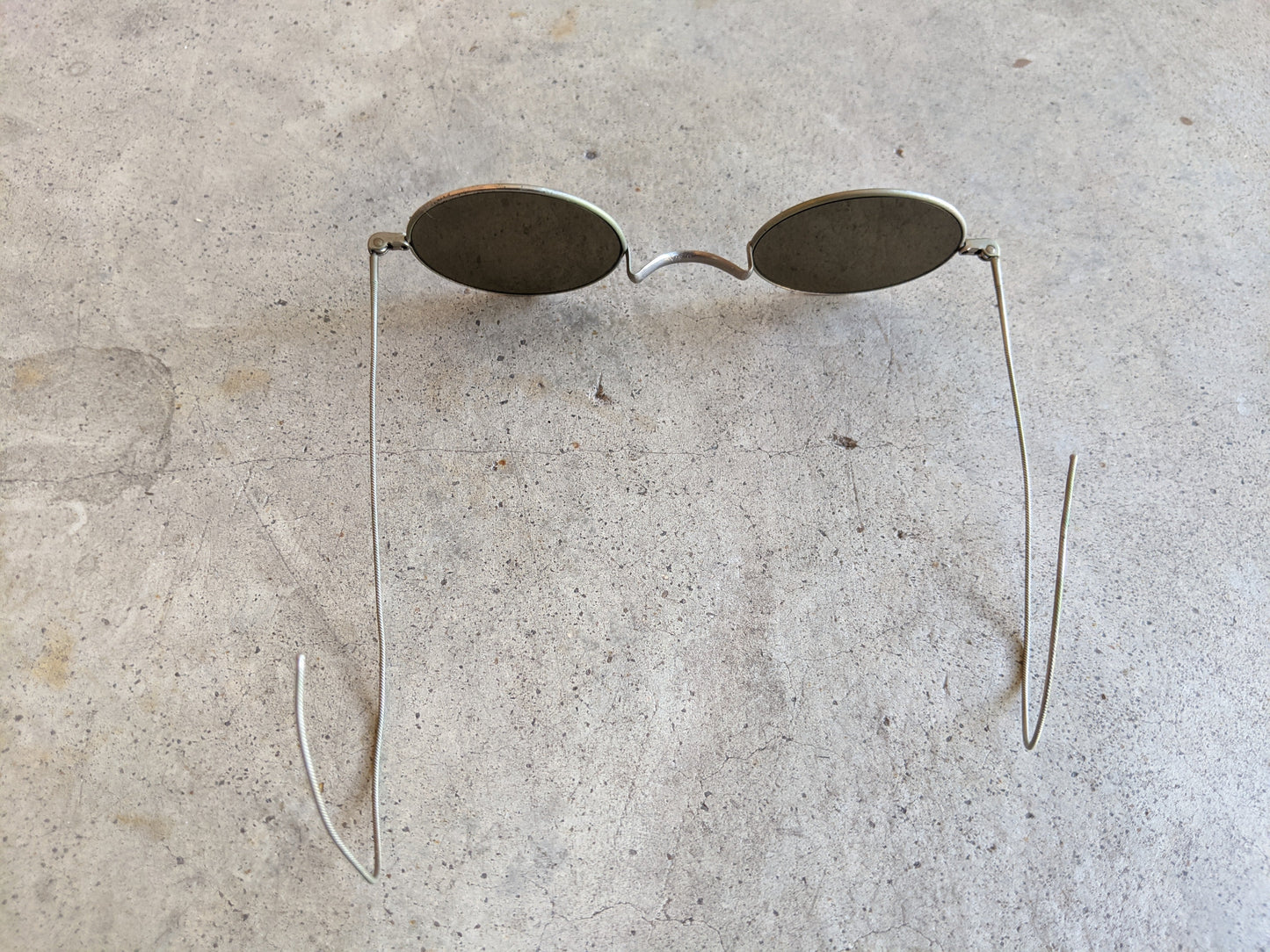 1910s-1920s Tinted Glasses with Round Lenses