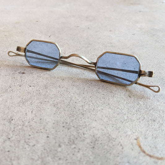 19th c. Blue Tinted Glasses