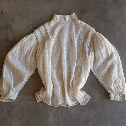 1900s Cream Lace Shirt-Waist | Crescent Moon Collar