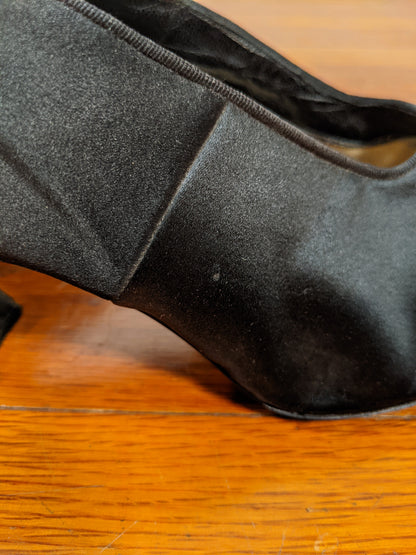 1910s-1920s Marshall Field & Co. Silk Pumps | Sz 7.5 - 8