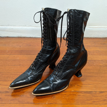 1920s Black Lace Up Boots | Approx Sz 6-6.5