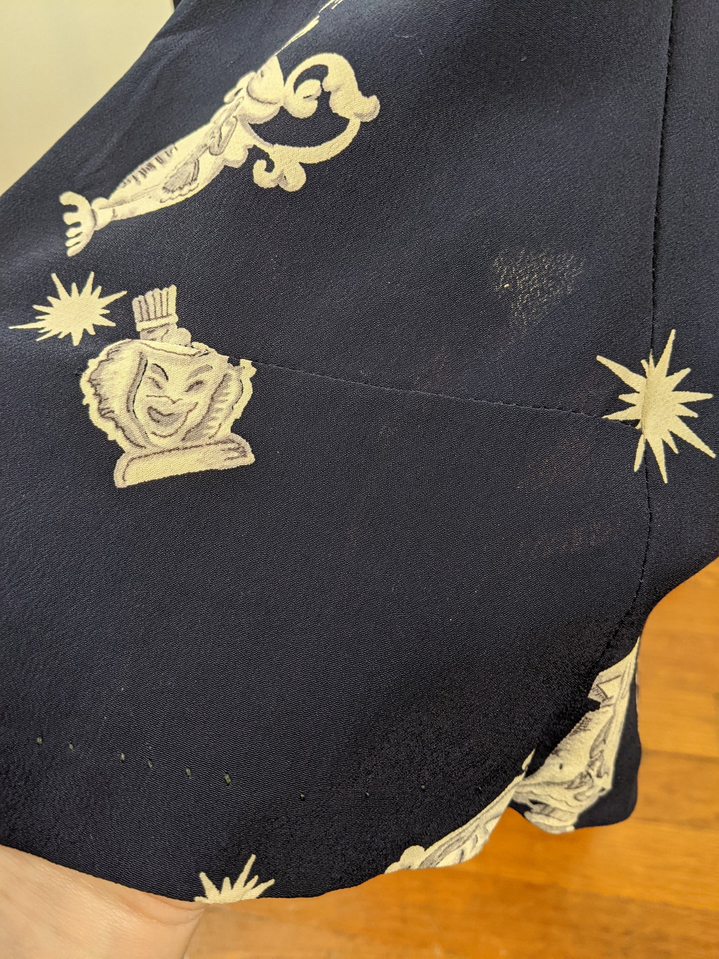 1940s Novelty Print Rayon Dress