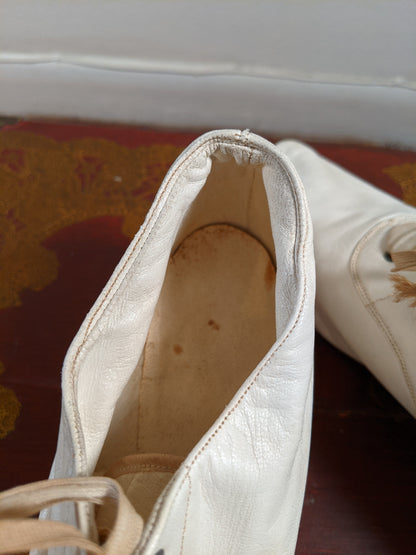 c. 1890s White Kid Leather Shoes | Approx Sz 4-5