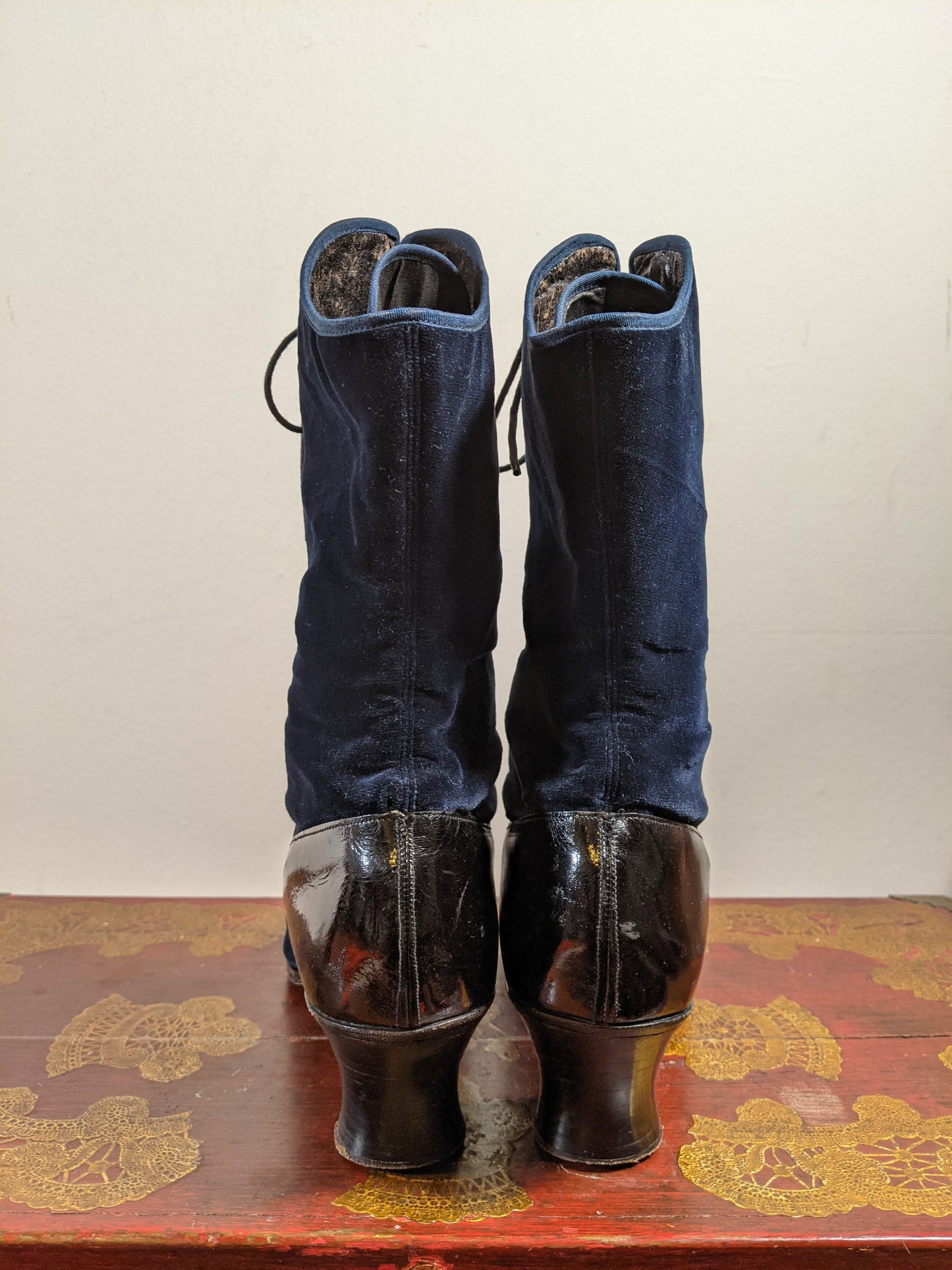 1910s-1920s Blue Velveteen Boots | Approx Sz 7.5-8