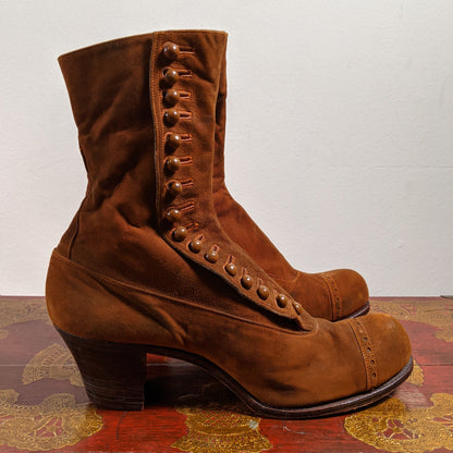 Early 1910s Brown Suede Side Button Boots | Approx Sz 5