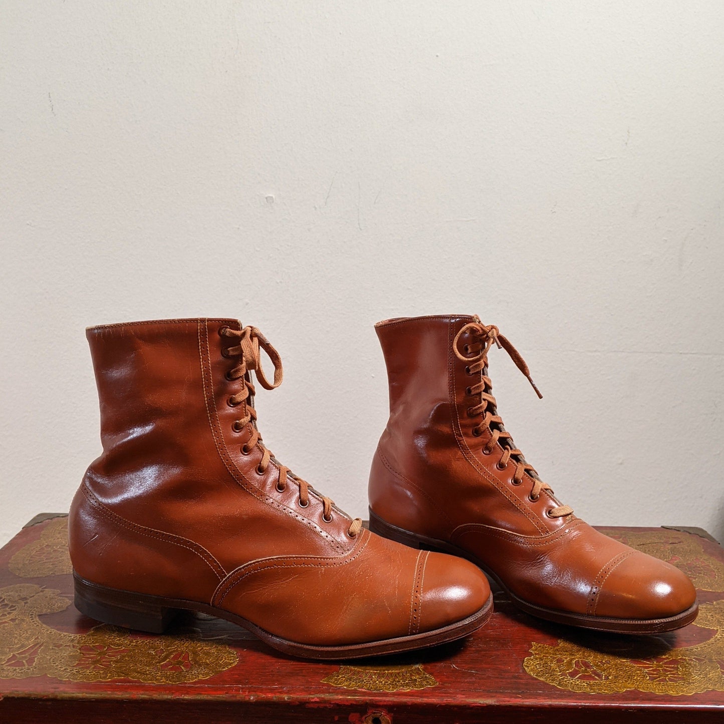 c. 1930s Brown Boots | Approx Sz 4-5
