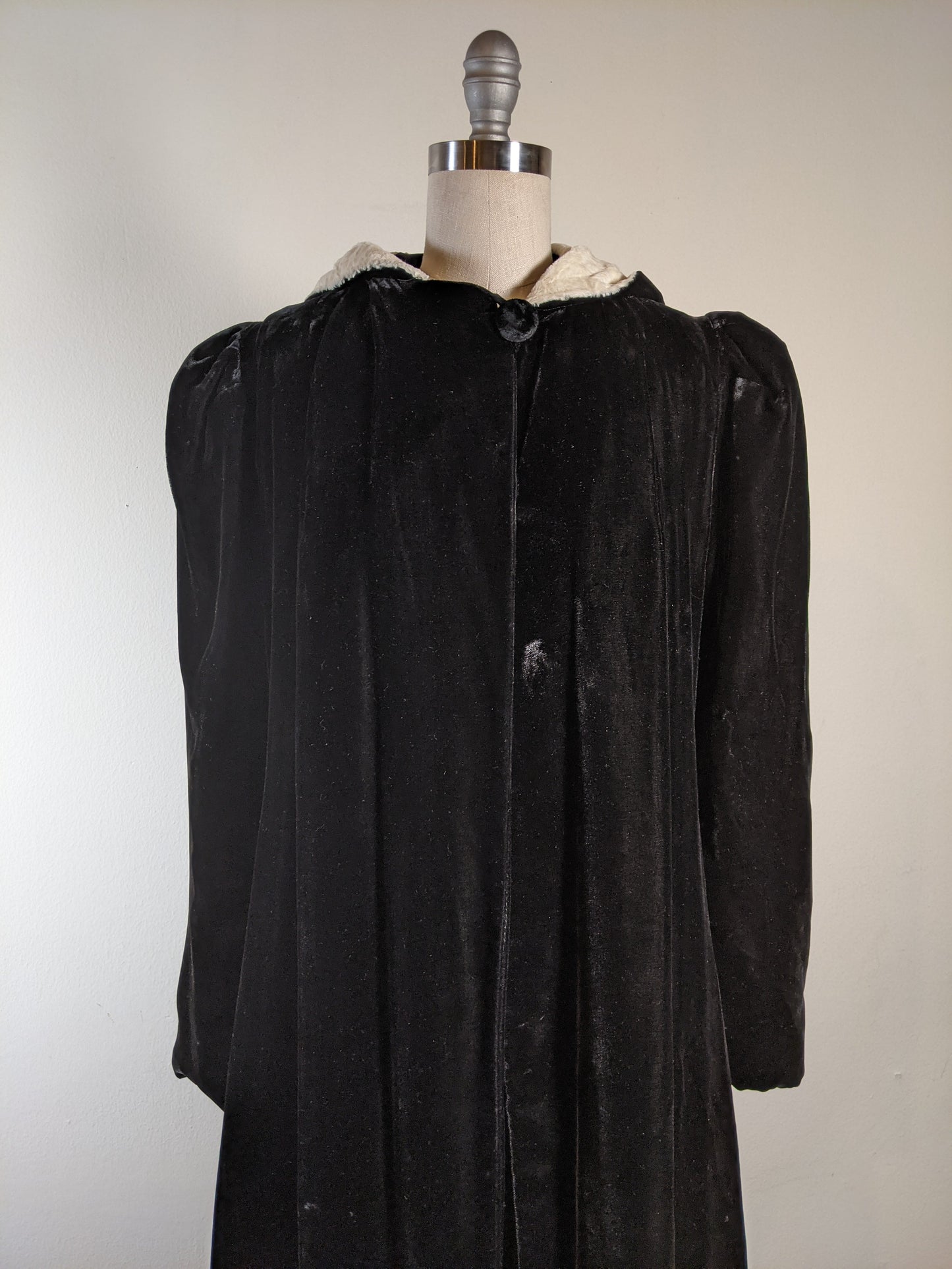 c. 1930s-1940s Hooded Velvet Cloak