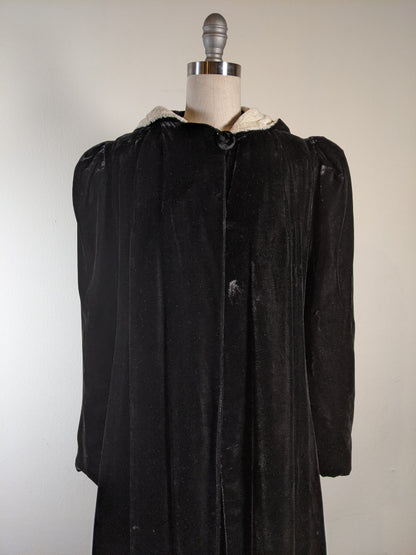 c. 1930s-1940s Hooded Velvet Cloak