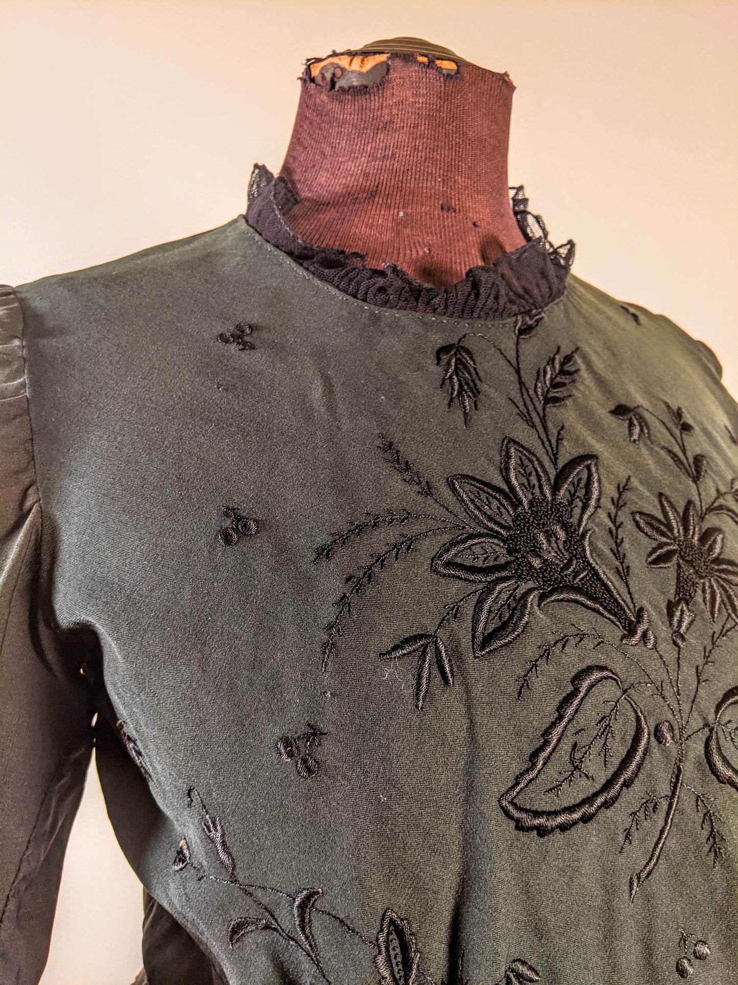 1900s Green + Black Embroidered Shirt-Waist
