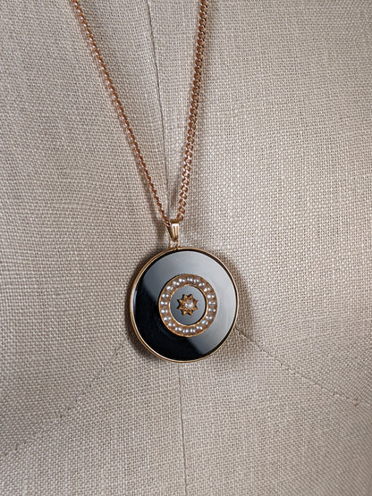 19th c. 14k Gold Onyx Star Pendant + Chain