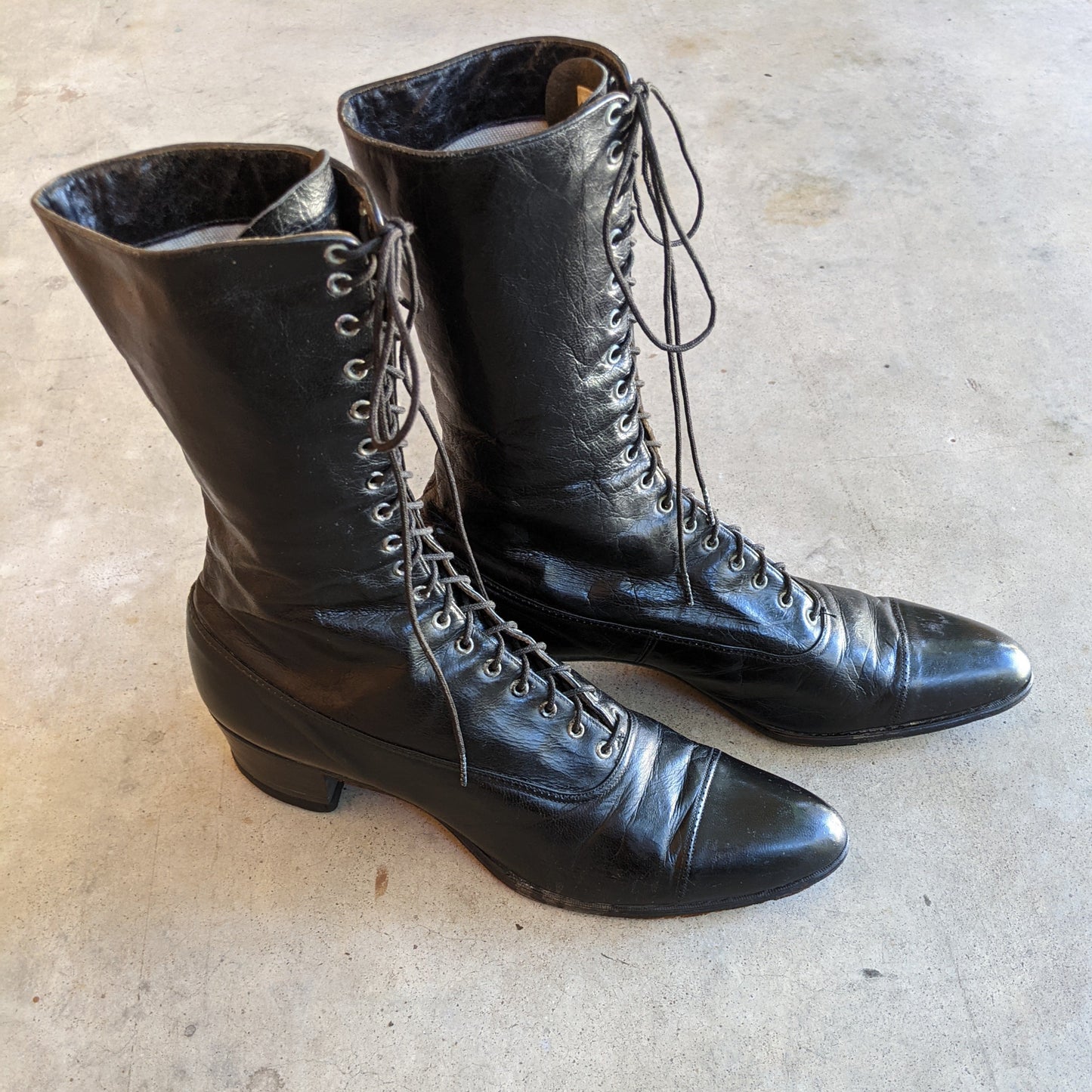 1910s-1920s Black Lace Up Boots | Sz 8