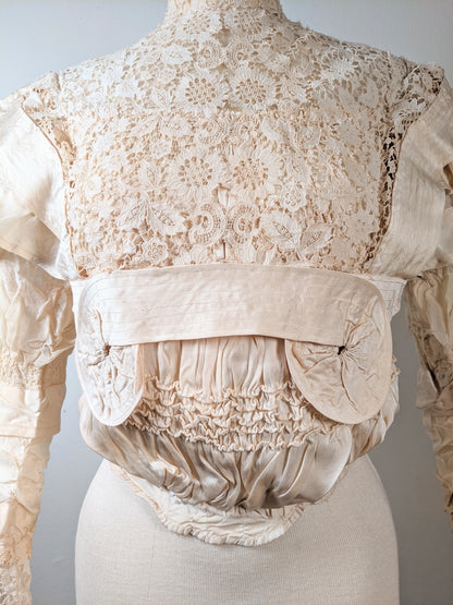 c. 1900 Silk Lace Bodice