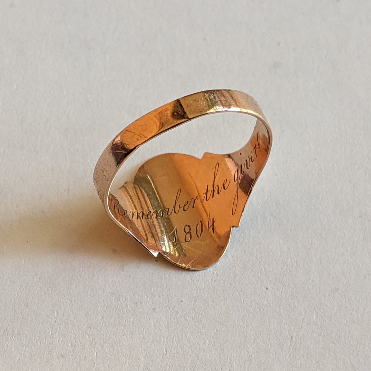 c. 1804 14k Gold Posy Ring "Remember the Giver"