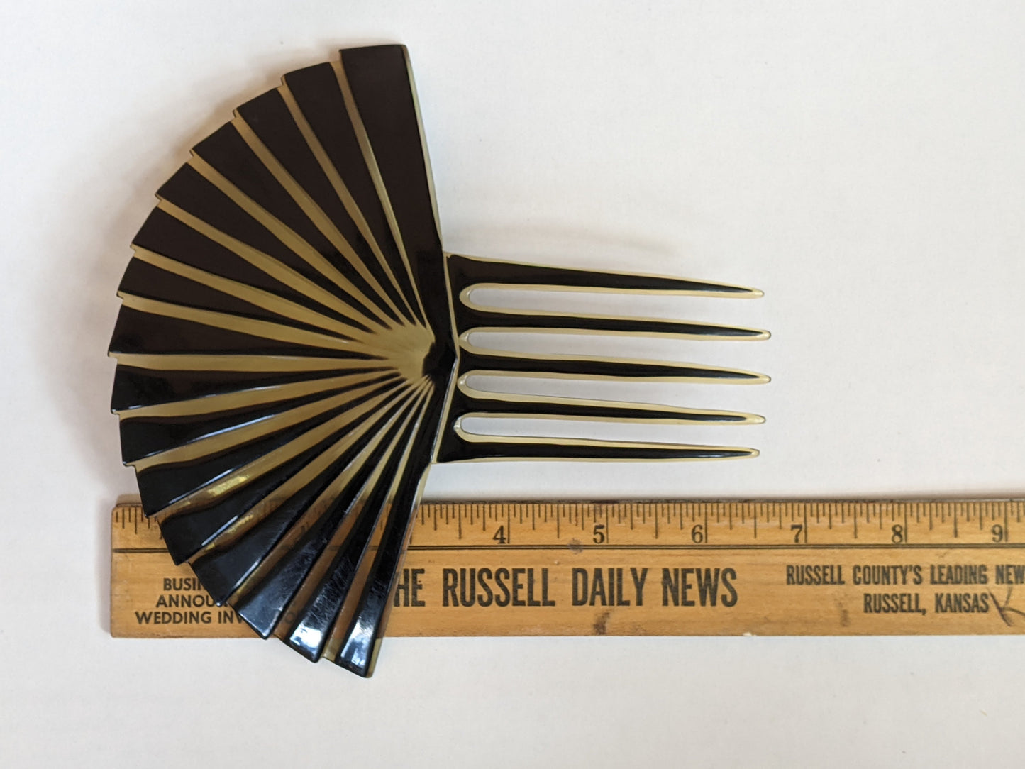 Art Deco Celluloid Hair Comb | 6.5" Fan