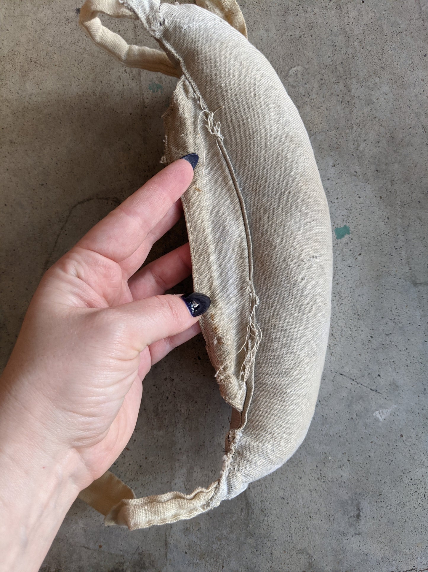 19th c. Small Bustle Pad