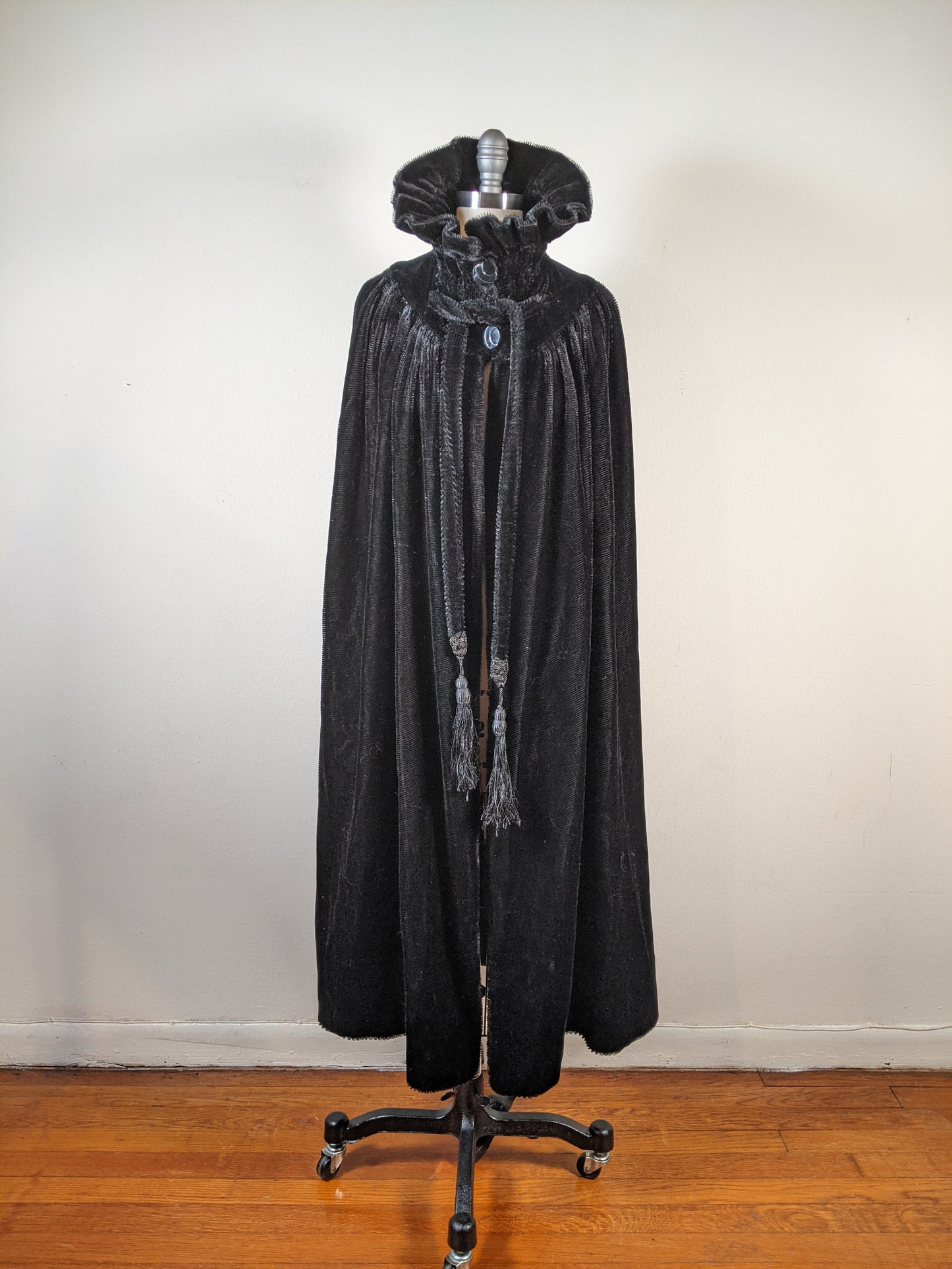 RESERVED | c. 1920s-1930s Black Cape