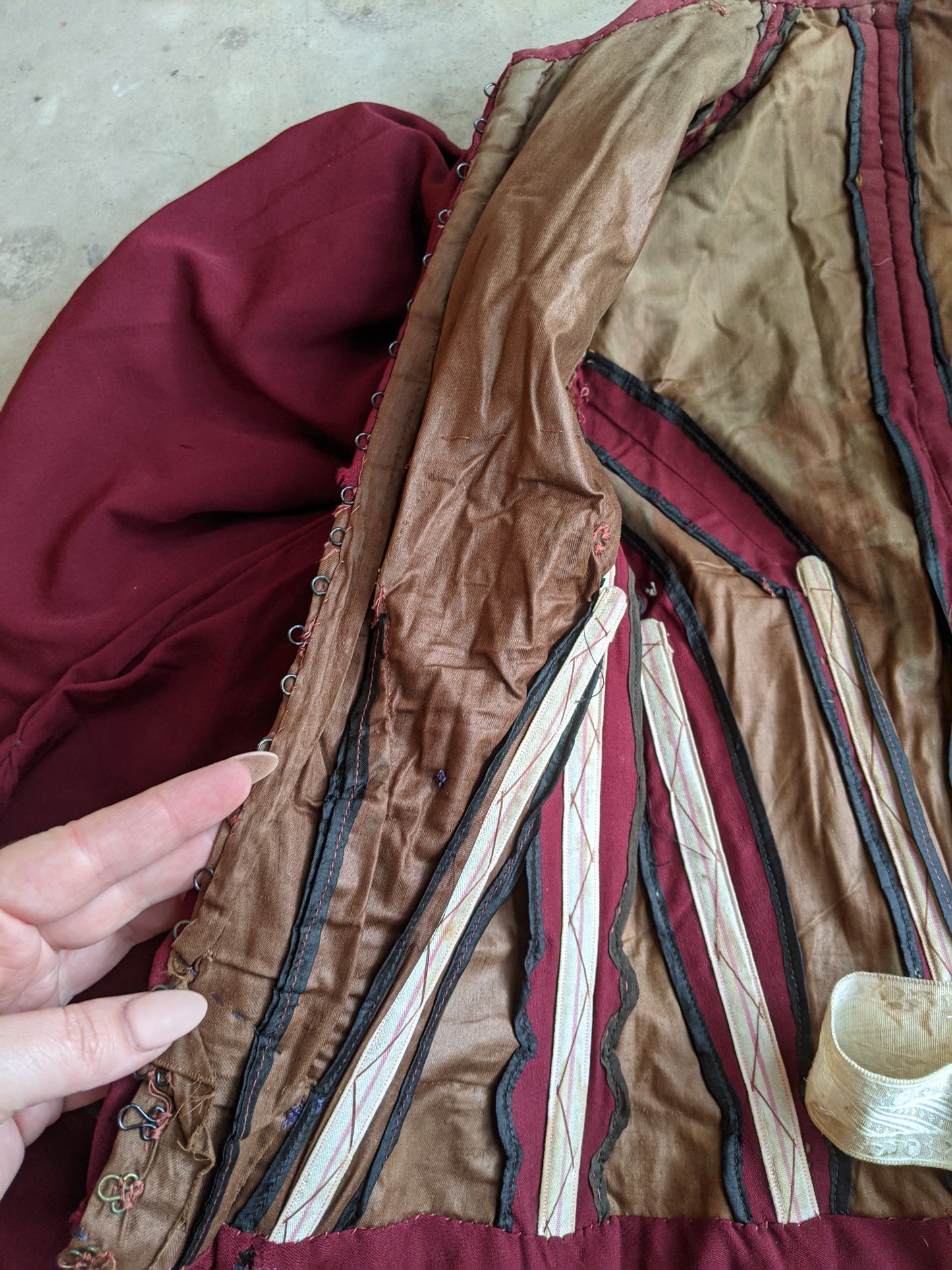 1890s Burgundy Gigot Sleeve Bodice | Study + Display