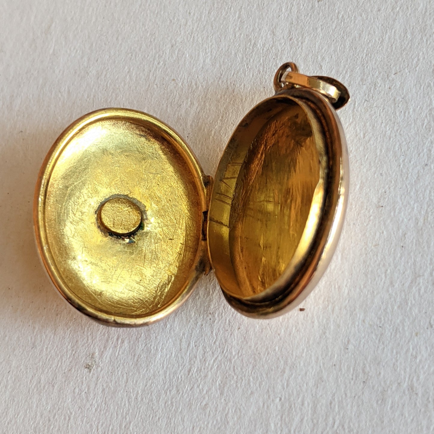 1899 Diamond Star 10k Gold Locket | Engraved Dec 25, 1899 "Aggie"