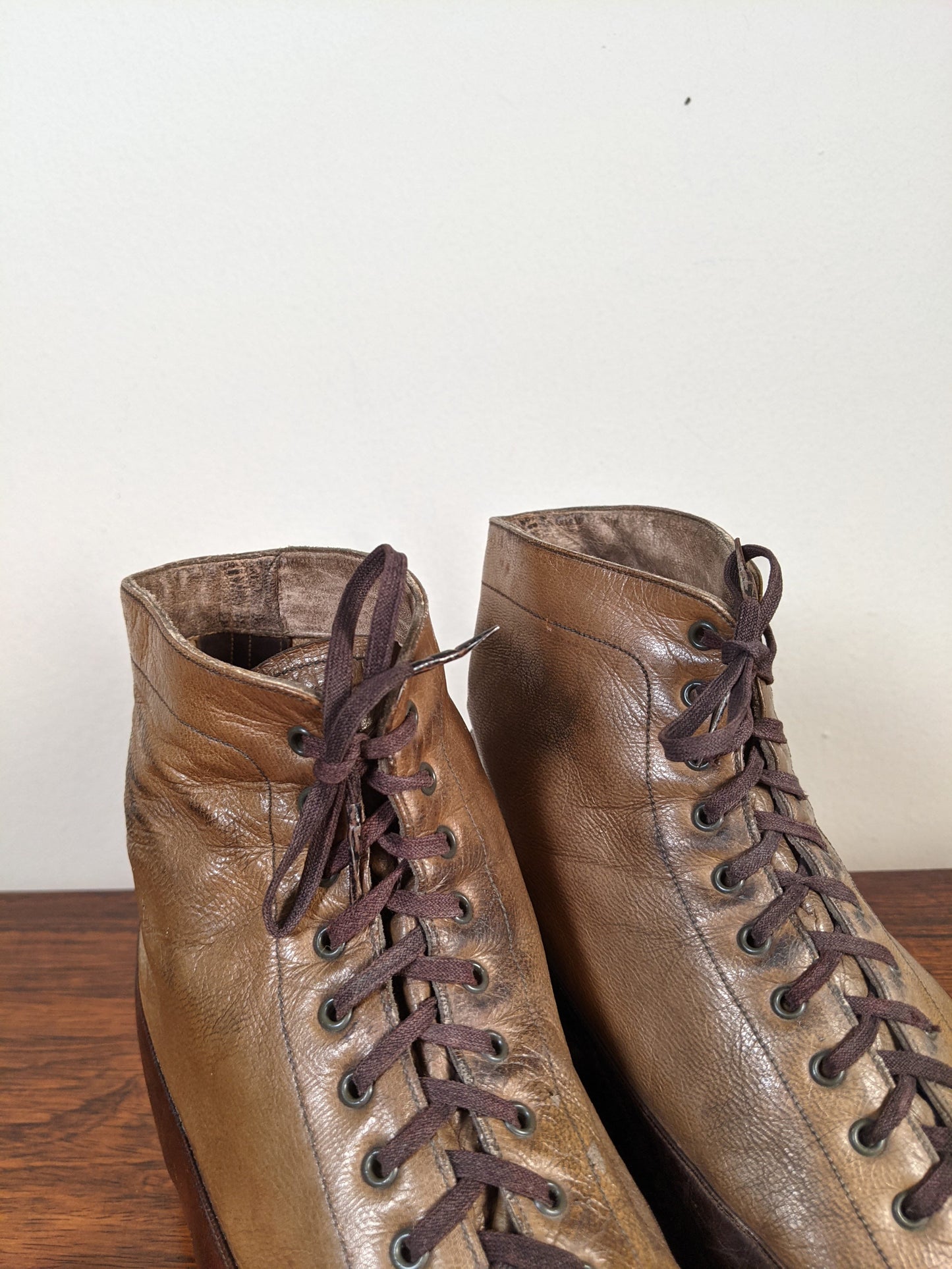 c. 1910s-1920s Two-Tone Brown Boots | Approx Women's 9-9.5