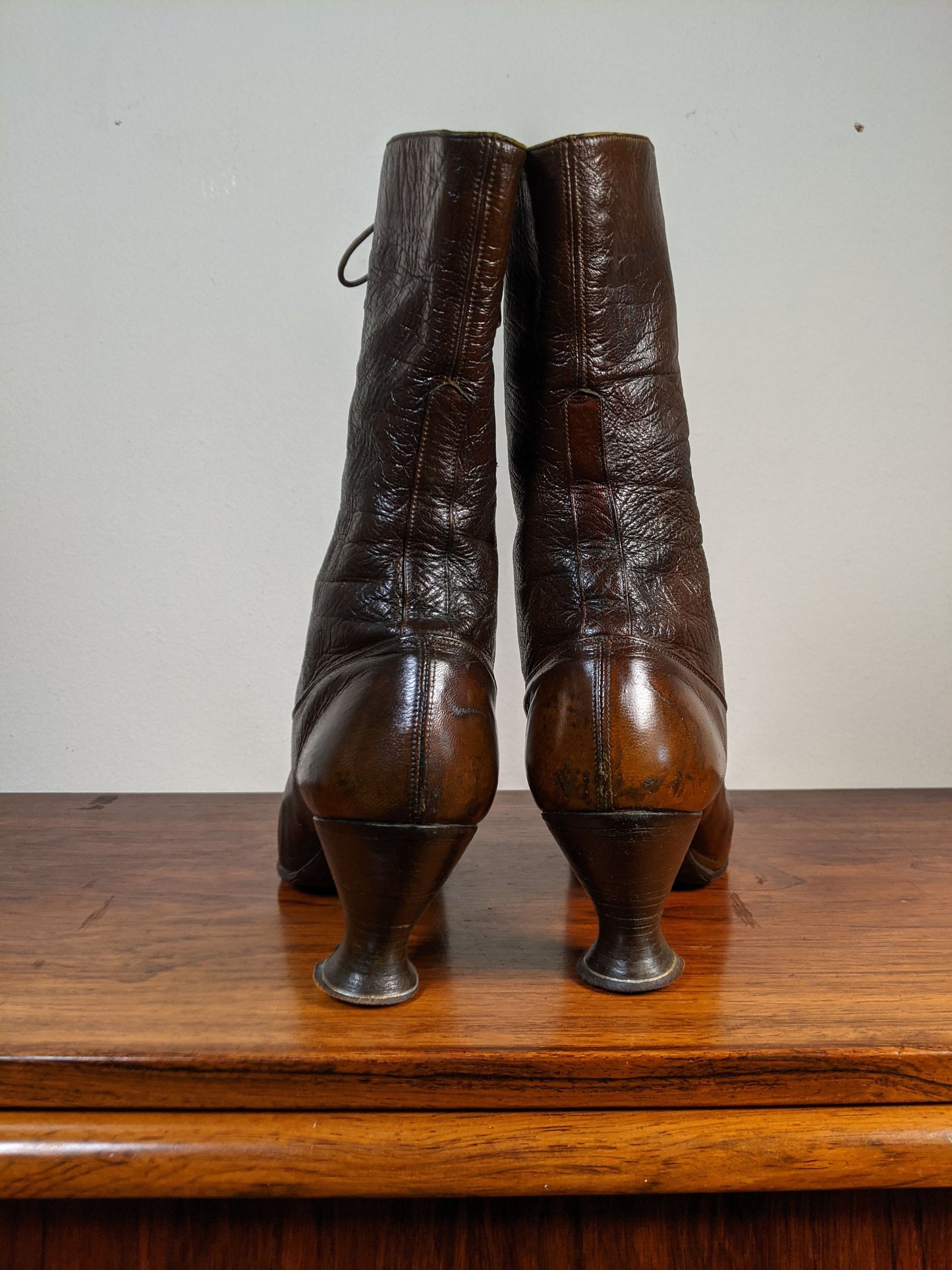 c. 1910s-1920s Olive Brown Boots | Approx. Sz. 7-7.5