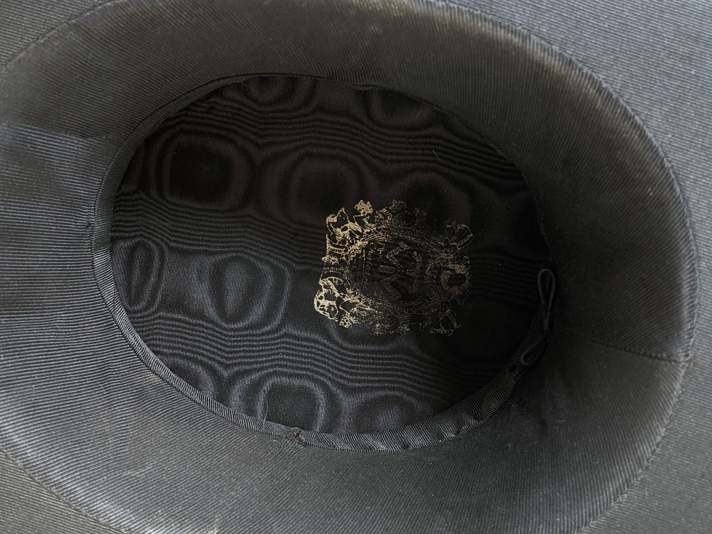 c. 1920s Silk Faille Collapsible Top Hat