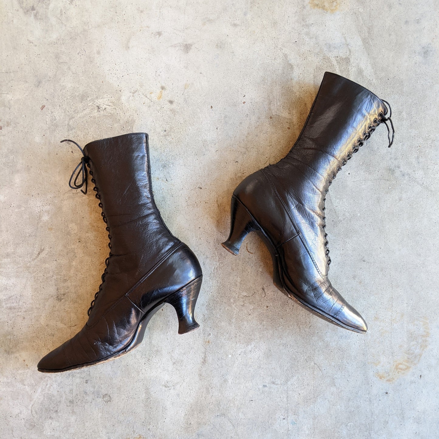 c. 1910s-1920s Louis Heel Boots | Approx Sz. 7.5-8