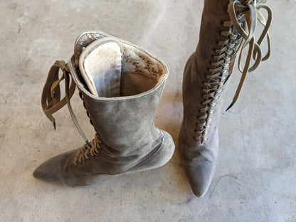 c. 1910s-1920s Grey Suede Boots | Approx Sz 5