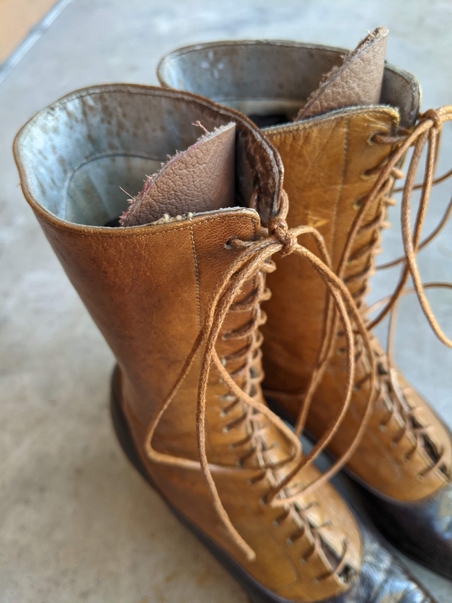 c. 1910s-1920s Two-Tone Brown Boots | Approx Sz 6