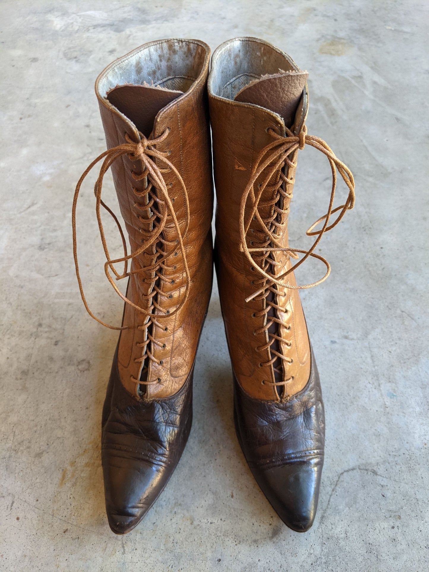 c. 1910s-1920s Two-Tone Brown Boots | Approx Sz 6