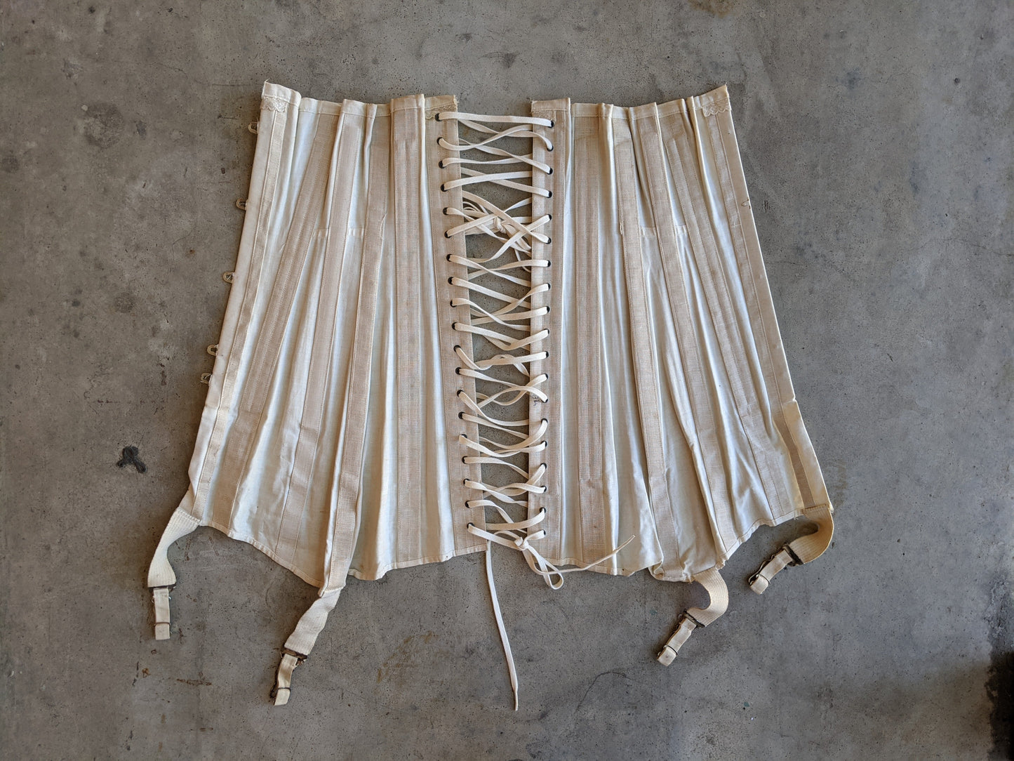 c. Late 1910s Corset - 18" Waist