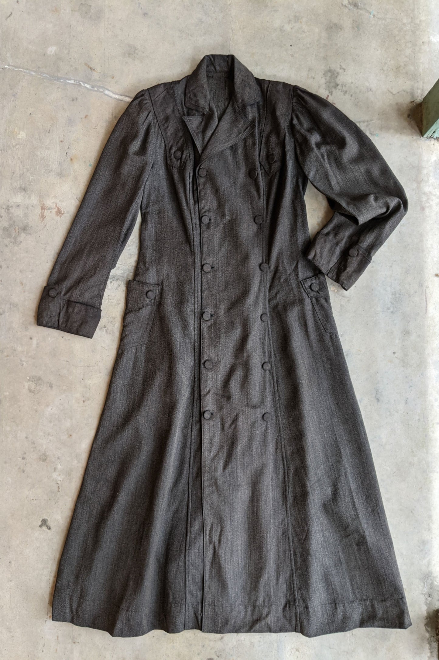 1900s Edwardian Long Coat in Brown/Black
