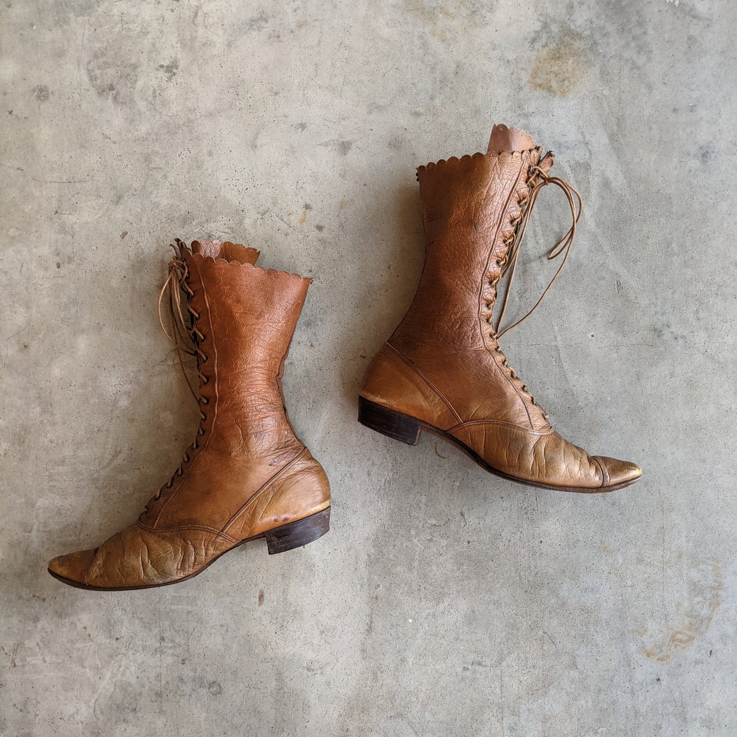 c. 1890s Brown Lace Up Boots | Approx Sz. 7