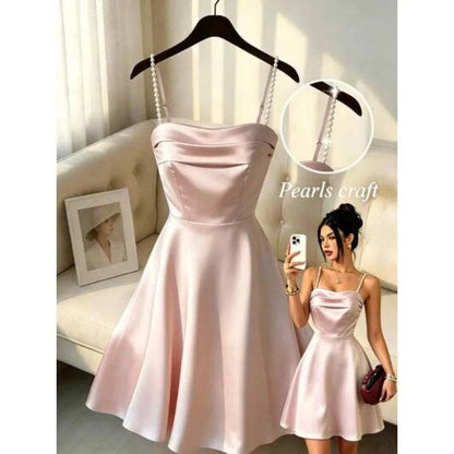 【New style】GlowEve New Sleeveless Beaded Design Shiny Fabric Elegant CThe Plug