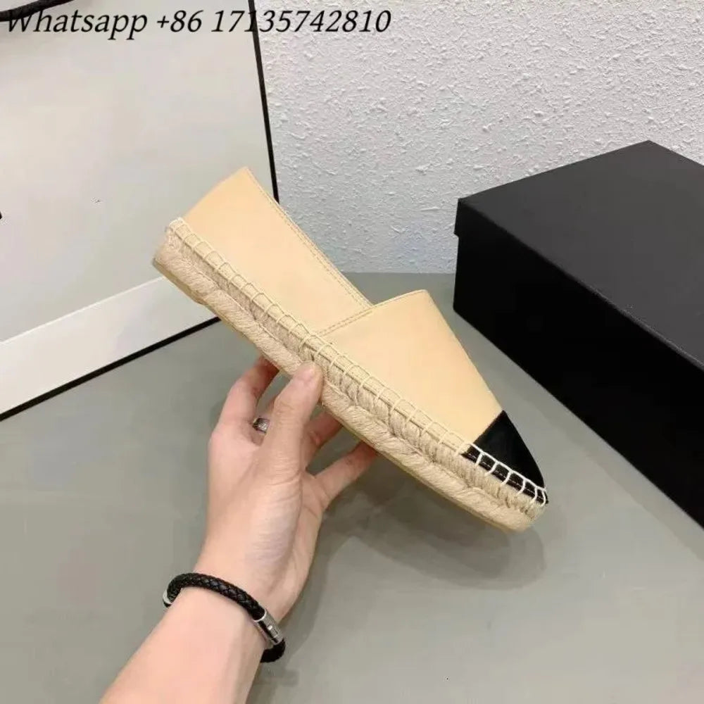 Luxury Ballerina Slip-On Lady Breathable Anti-Slip Comfortable DesigneThe Plug