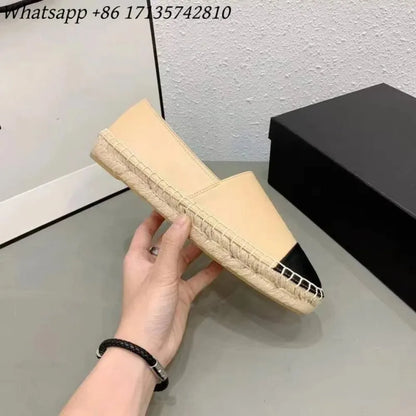 Luxury Ballerina Slip-On Lady Breathable Anti-Slip Comfortable DesigneThe Plug