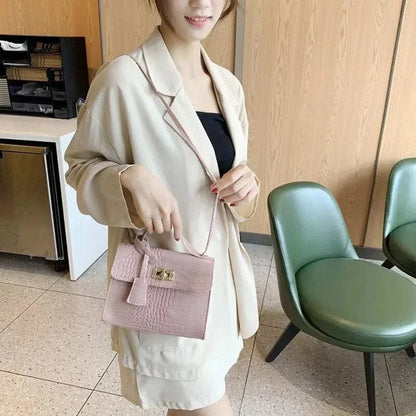 Hand Bags for Women. This Set of Women's Bags for 2024 Is a Great CombThe Plug